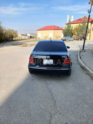 Volkswagen Jetta 2003, 18,253 km - 2.0 l - Bakı