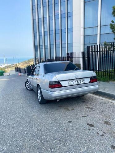 Mercedes E 230 1990, 585,000 km - 2.3 l - Bakı