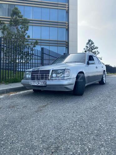 Mercedes E 230 1990, 585,000 km - 2.3 l - Bakı