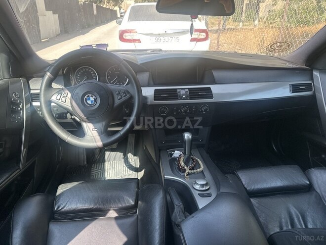 BMW 520 2003, 297,000 km - 2.2 l - Bakı