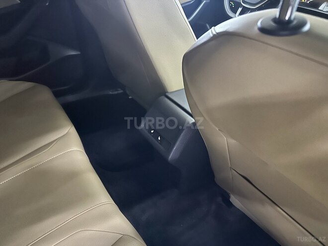 Volkswagen Jetta 2019, 91,000 km - 1.4 l - Bakı