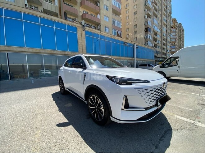 Changan CS 55 Plus 2025, 0 km - 1.5 л - Bakı