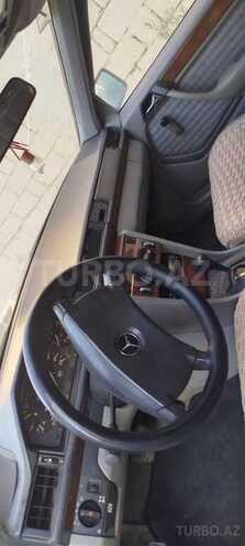 Mercedes E 230 1990, 585,000 km - 2.3 l - Bakı