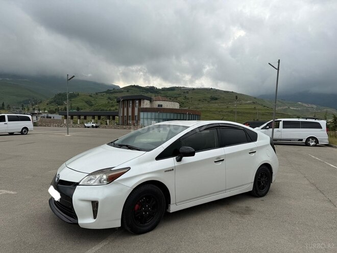 Toyota Prius 2015, 221,000 km - 1.8 l - Bakı
