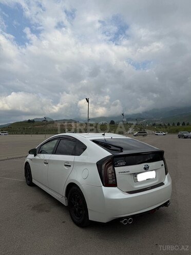 Toyota Prius 2015, 221,000 km - 1.8 l - Bakı