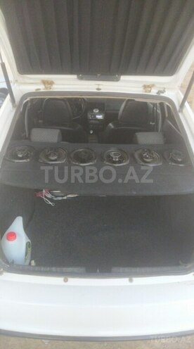 LADA (VAZ) Priora 2013, 270,000 km - 1.6 л - Salyan
