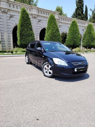 Kia Ceed 2009, 303,000 km - 1.6 л - Gəncə