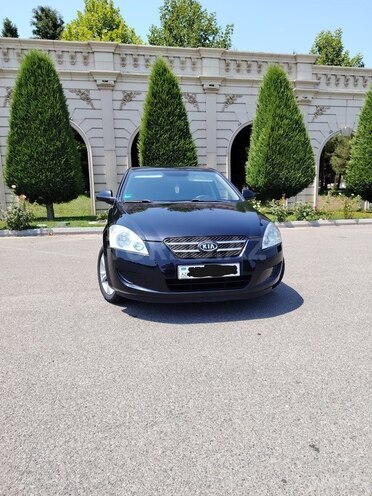 Kia Ceed 2009, 303,000 km - 1.6 л - Gəncə