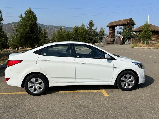 Hyundai Accent 2014, 199,500 km - 1.4 л - Göyçay