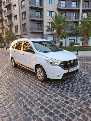 Dacia Lodgy 2019, 214,000 km - 1.5 l - Bakı