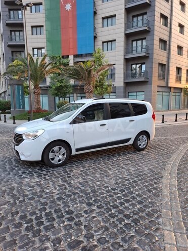 Dacia Lodgy 2019, 214,000 km - 1.5 l - Bakı