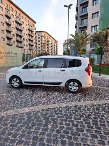 Dacia Lodgy 2019, 214,000 km - 1.5 l - Bakı