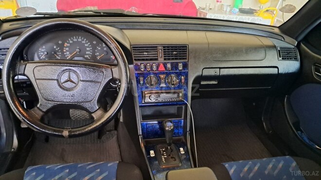 Mercedes C 220 d 1998, 356,000 km - 2.2 л - Biləsuvar