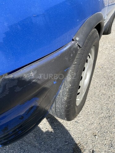 Opel Corsa 1996, 496,000 km - 1.4 l - Bakı