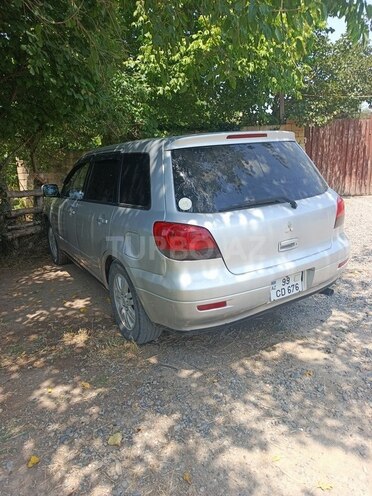 Mitsubishi Airtrek 2002, 302,000 km - 2.0 l - Saatlı