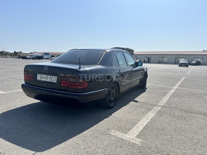 Mercedes E 240 1997, 388,000 km - 2.4 l - Bakı