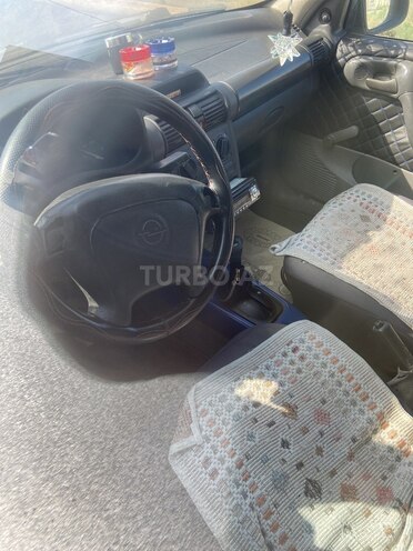 Opel Corsa 1996, 496,000 km - 1.4 l - Bakı