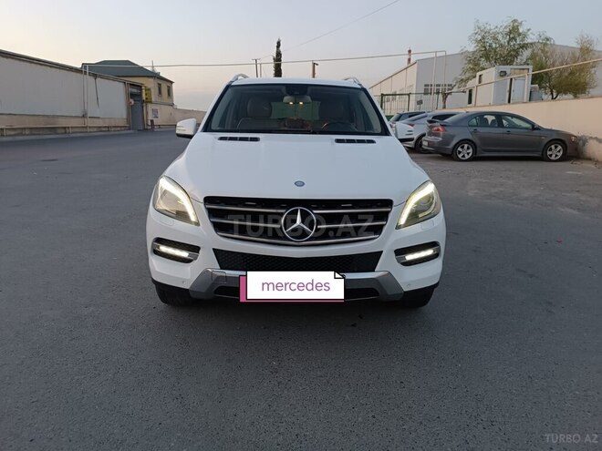 Mercedes  2013, 240,000 km - 3.0 l - Masallı