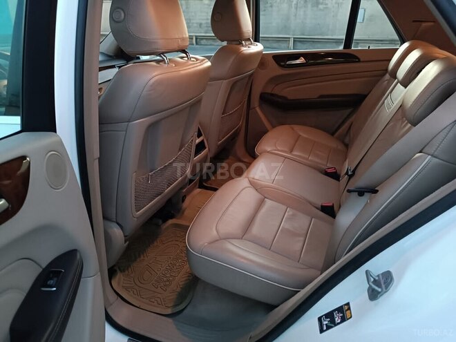 Mercedes  2013, 240,000 km - 3.0 l - Masallı