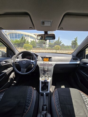 Opel Astra 2009, 236,541 km - 1.4 l - Bakı