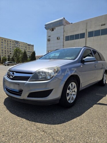 Opel Astra 2009, 236,541 km - 1.4 l - Bakı