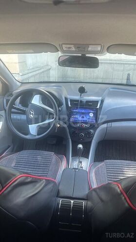 Hyundai Accent 2013, 270,370 km - 1.6 l - Bakı