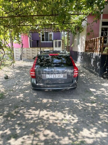 Kia  2009, 200,000 km - 1.4 l - Qax
