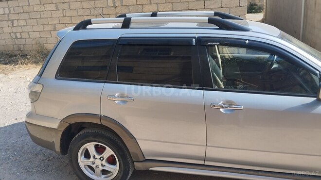 Mitsubishi Outlander 2006, 359,000 km - 2.4 l - Sumqayıt