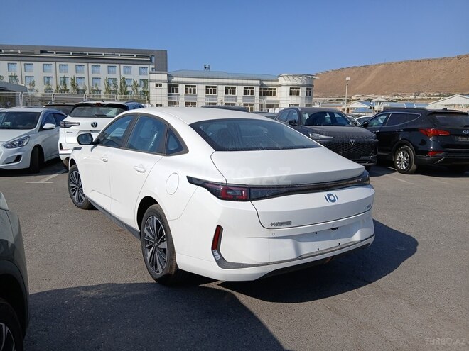 Changan Qiyuan A05 2024, 0 km - 1.5 л - Bakı