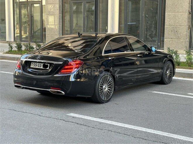 Mercedes S 560 4MATIC 2019, 102,300 km - 4.0 l - Bakı