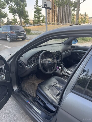 BMW 540 2001, 286,000 km - 4.4 l - Bakı