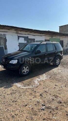 Mercedes ML 320 4MATIC 1998, 260,000 km - 3.2 л - Sumqayıt