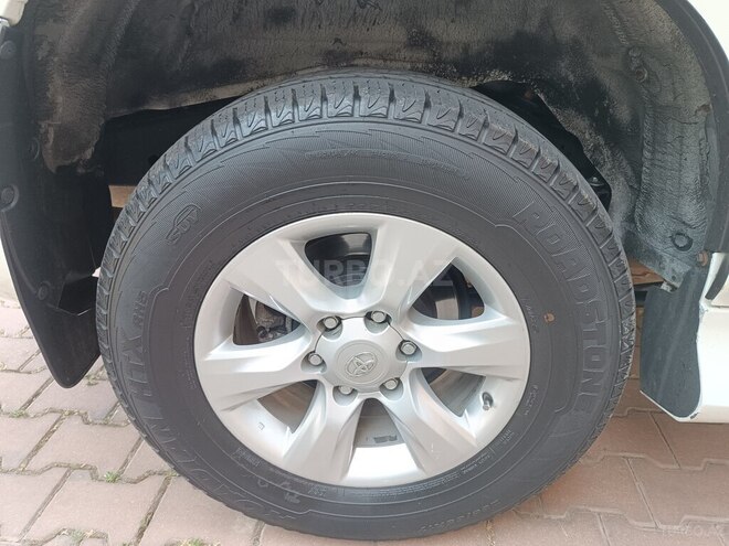 Toyota Land Cruiser Prado 2011, 248,000 km - 2.7 l - Bakı