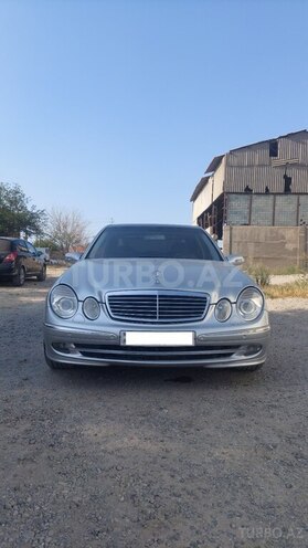 Mercedes E 240 2004, 258,000 km - 2.6 l - Sumqayıt