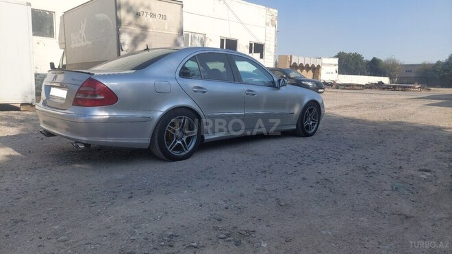 Mercedes E 240 2004, 258,000 km - 2.6 l - Sumqayıt