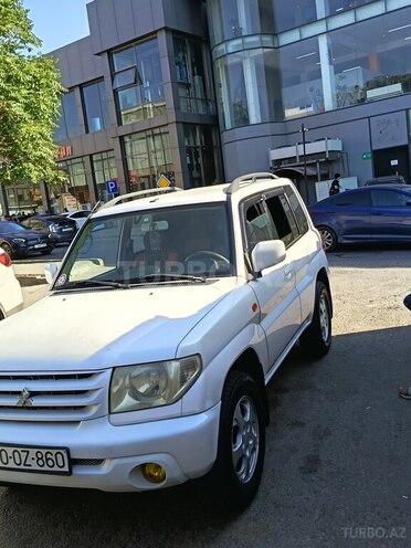 Mitsubishi Pajero io 2001, 450,000 km - 2.0 л - Bakı