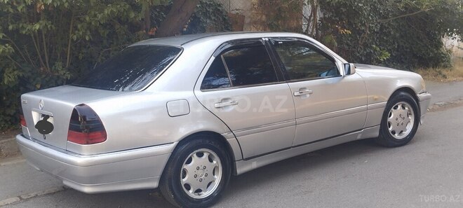 Mercedes C 220 1995, 326,525 km - 2.2 l - Bakı