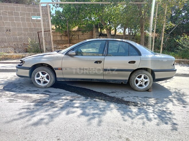 Opel Omega 1995, 321,123 km - 2.0 l - Bakı