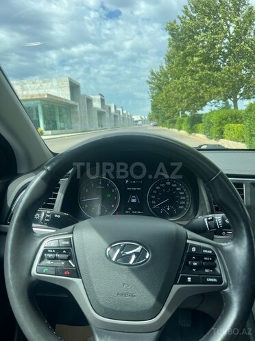 Hyundai Elantra 2018, 104,138 km - 2.0 л - Bakı