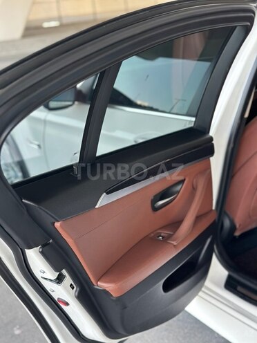 BMW 520 2015, 211,211 km - 2.0 l - Bakı