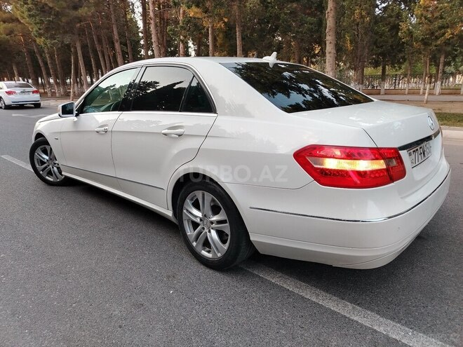 Mercedes E 220 d 2011, 274,214 km - 2.2 l - Sumqayıt