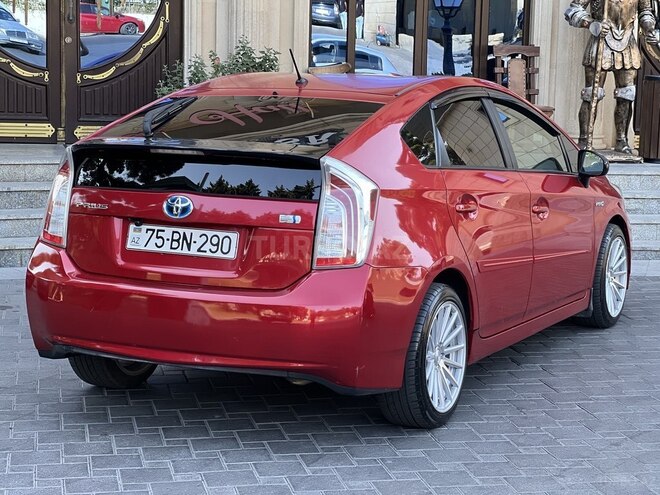Toyota Prius 2015, 272,295 km - 1.8 l - Bakı