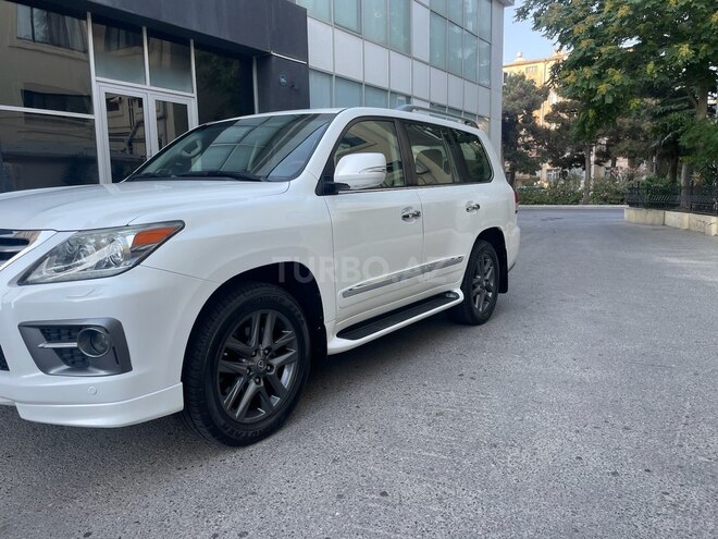 Lexus LX 570 2013, 105,235 km - 5.7 l - Bakı