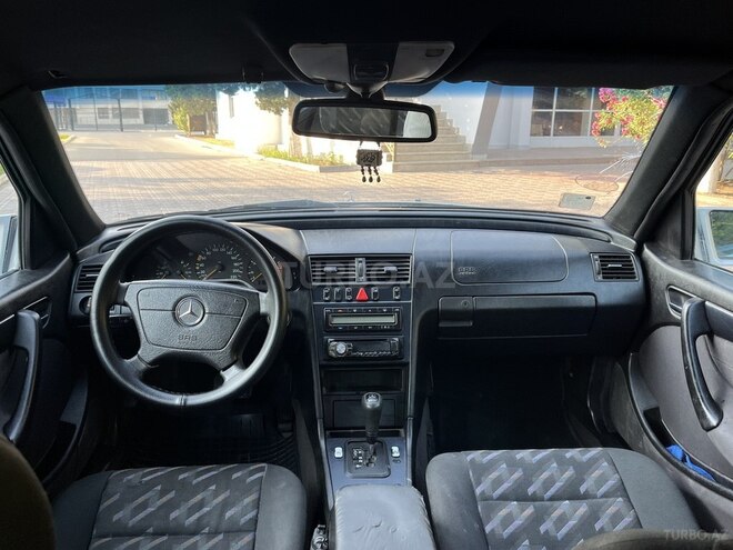 Mercedes C 220 d 2000, 351,800 km - 2.1 l - Sumqayıt