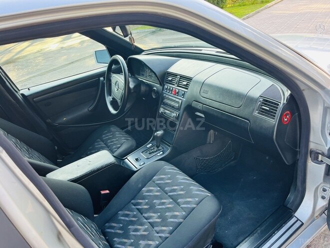 Mercedes C 220 d 2000, 351,800 km - 2.1 l - Sumqayıt
