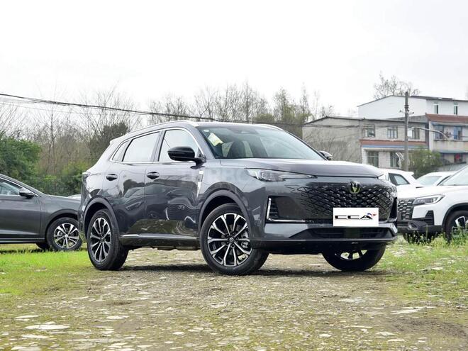 Changan CS 55 Plus 2025, 0 km - 1.5 l - Bakı