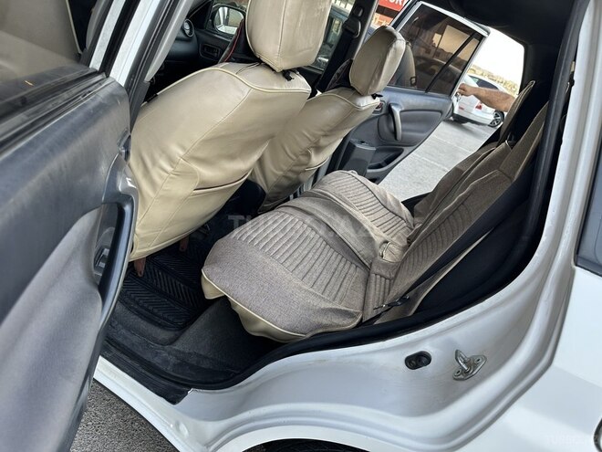 Toyota RAV4 2004, 383,820 km - 2.0 l - Bakı