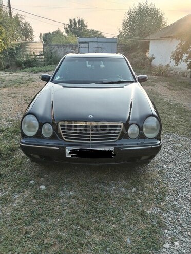 Mercedes E 270 2001, 828,000 km - 2.7 л - Zərdab