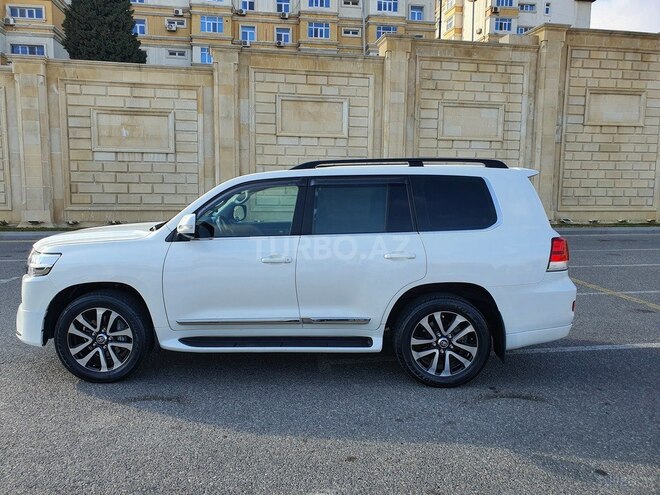 Toyota Land Cruiser 2018, 132,000 km - 4.0 л - Bakı
