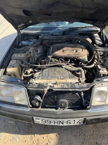 Mercedes E 230 1990, 435,652 km - 2.3 l - Sumqayıt